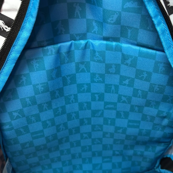 Fortnite backpack, checkered - Picture 3 of 4